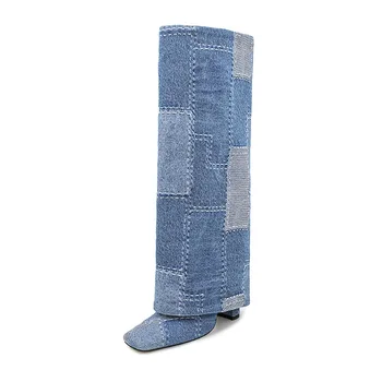 Arden Furtado / 2023, Зимние женские джинсовые сапоги до колена на не сужающемся книзу массивном каблуке с квадратным носком, модные ботинки без застежки, разноцветные 1