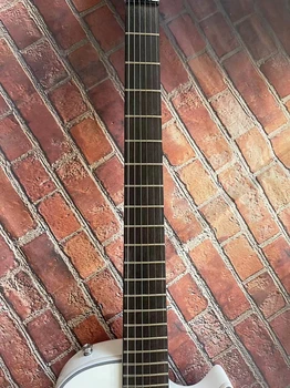 Белая пластинчатая гитара, высококачественный звукосниматель, в наличии, корпус из красного дерева, ультранизкая цена, бесплатная доставка 2